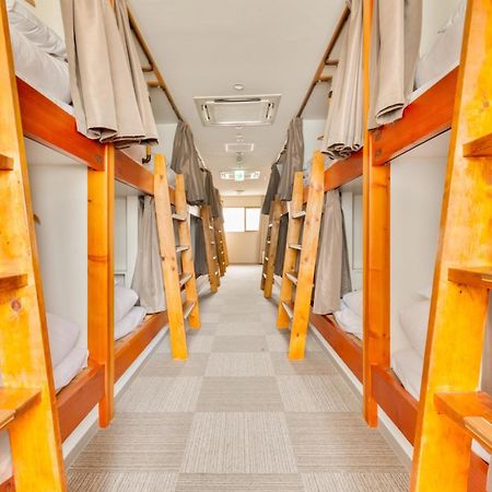 Hostel Ogk Mix Domitory Room "Not Studio Just Shared Room"- Vacation Stay 69328V Osaka Exteriör bild