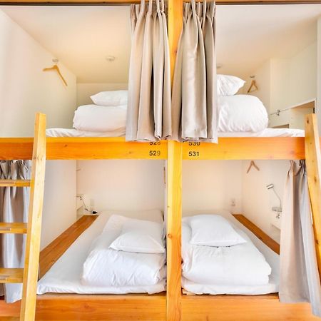 Hostel Ogk Mix Domitory Room "Not Studio Just Shared Room"- Vacation Stay 69328V Osaka Exteriör bild