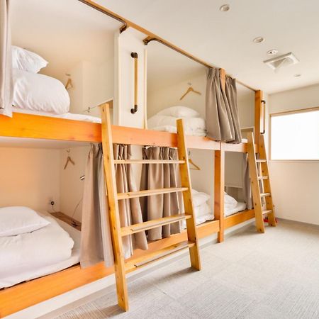 Hostel Ogk Mix Domitory Room "Not Studio Just Shared Room"- Vacation Stay 69328V Osaka Exteriör bild